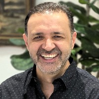 Photo of Ashkan Golshani